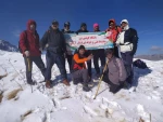 صعود تیم باشگاه کوهنوردی دانشگاه فنی وحرفه ای استان کرمان به قله برفی جفتان، به مناسبت هفته بسیج 4