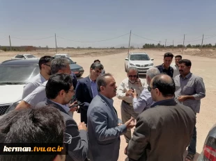 در راستای طرح نهضت ملی مسکن :  
بازدید نماینده منتخب شهرستان های کرمان و راور در مجلس شورای اسلامی در معیت با مدیر کل راه و شهرسازی استان کرمان از پروژه آموزشکده کشاورزی رضوان ( کوهسار) 2