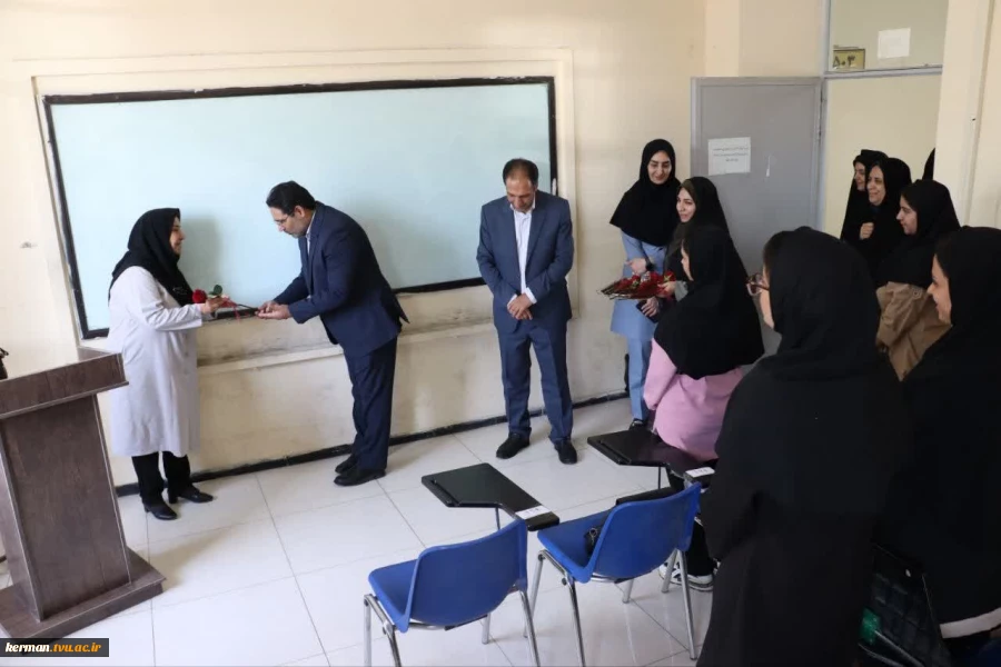 با حضور معاون فرهنگی و دانشجویی دانشگاه ملی مهارت:
آغاز سال تحصیلی جدید در دانشگاه ملی مهارت واحد استانی کرمان همزمان با هفته دفاع مقدس 2