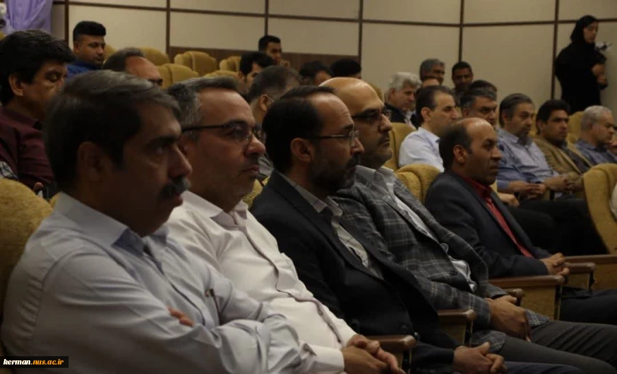 معاون فرهنگی و دانشجویی دانشگاه ملی مهارت در آئین افتتاحیه و رونمایی از پوستر پنجمین جشنواره ملی فرهنگی هنری «ذوالفقار»:
امروز آرمان‌های شهید سلیمانی در قلب اروپا و آمریکا شنیده می‌شود  2